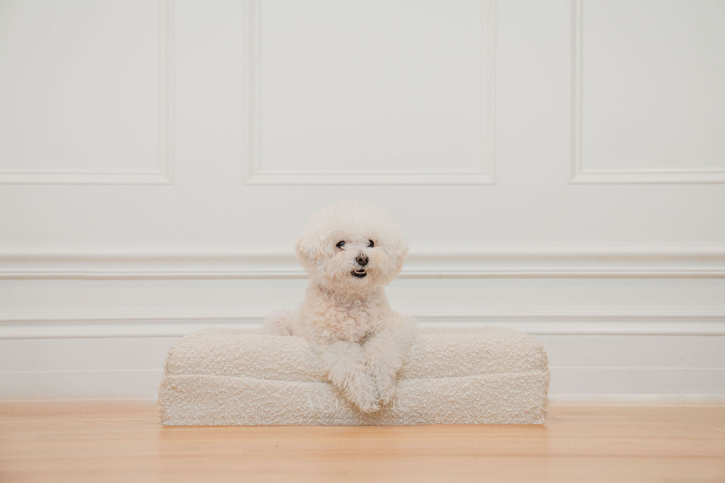 Boucle Dog Bed